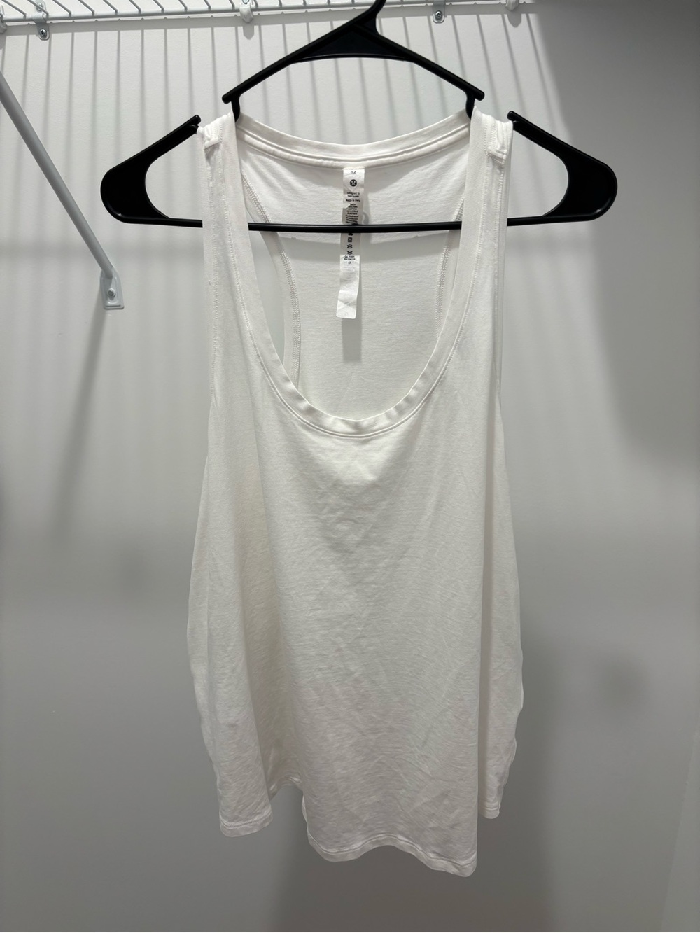 lululemon athletica White Scoop Neck Tank